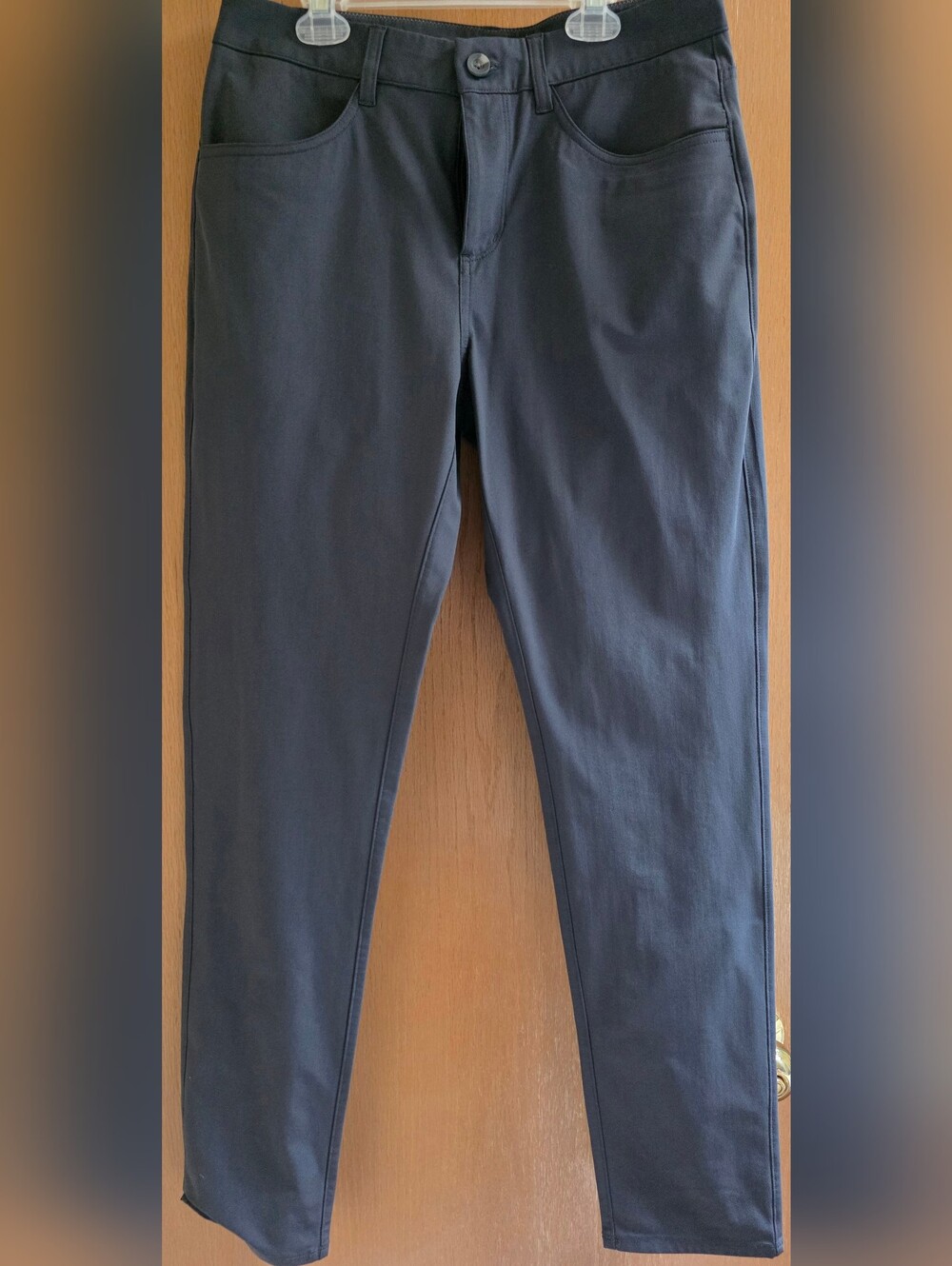 Vuori Slim Men's Dark Gray Pants — Slim Fit Stretch